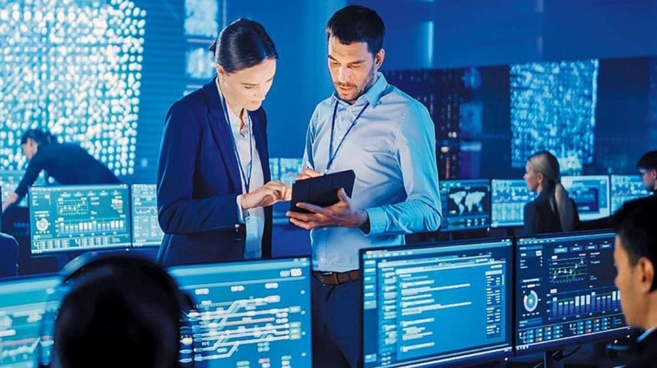 Industria del software: Crece la demanda de empleo y los salarios duplican el promedio nacional