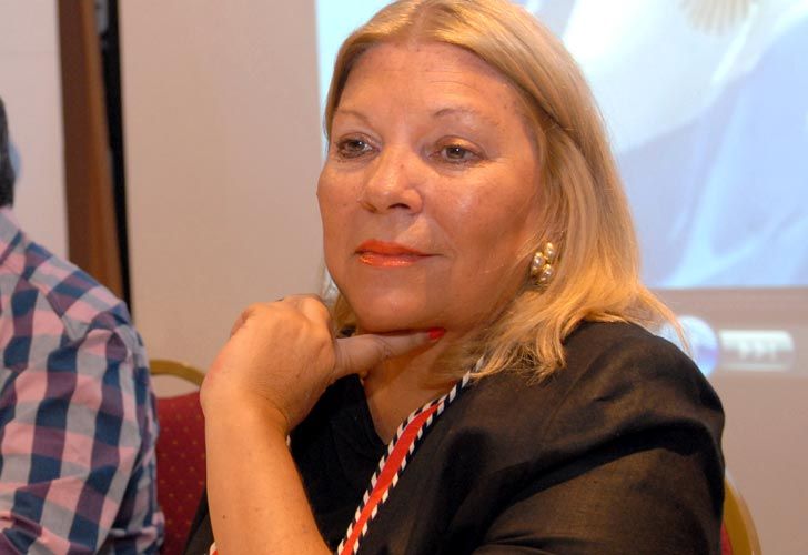 Carrió: "Hotesur es una operación de Scioli contra Cristina"