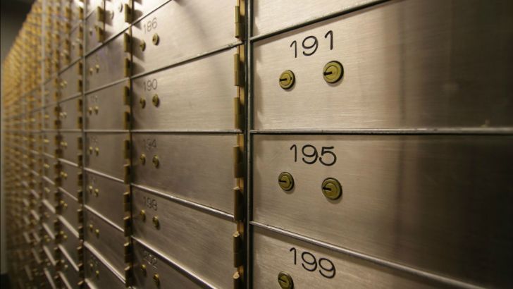 Sube demanda por cajas de seguridad y caen depósitos