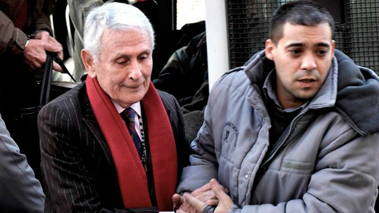 La Corte Suprema revocó la prisión domiciliaria a Etchecolatz