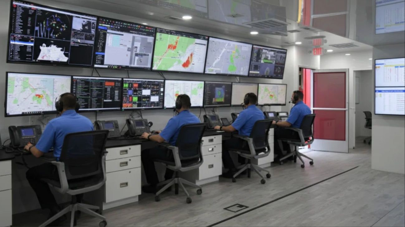 Uso de gemelos digitales con IA en la planificación militar estratégica