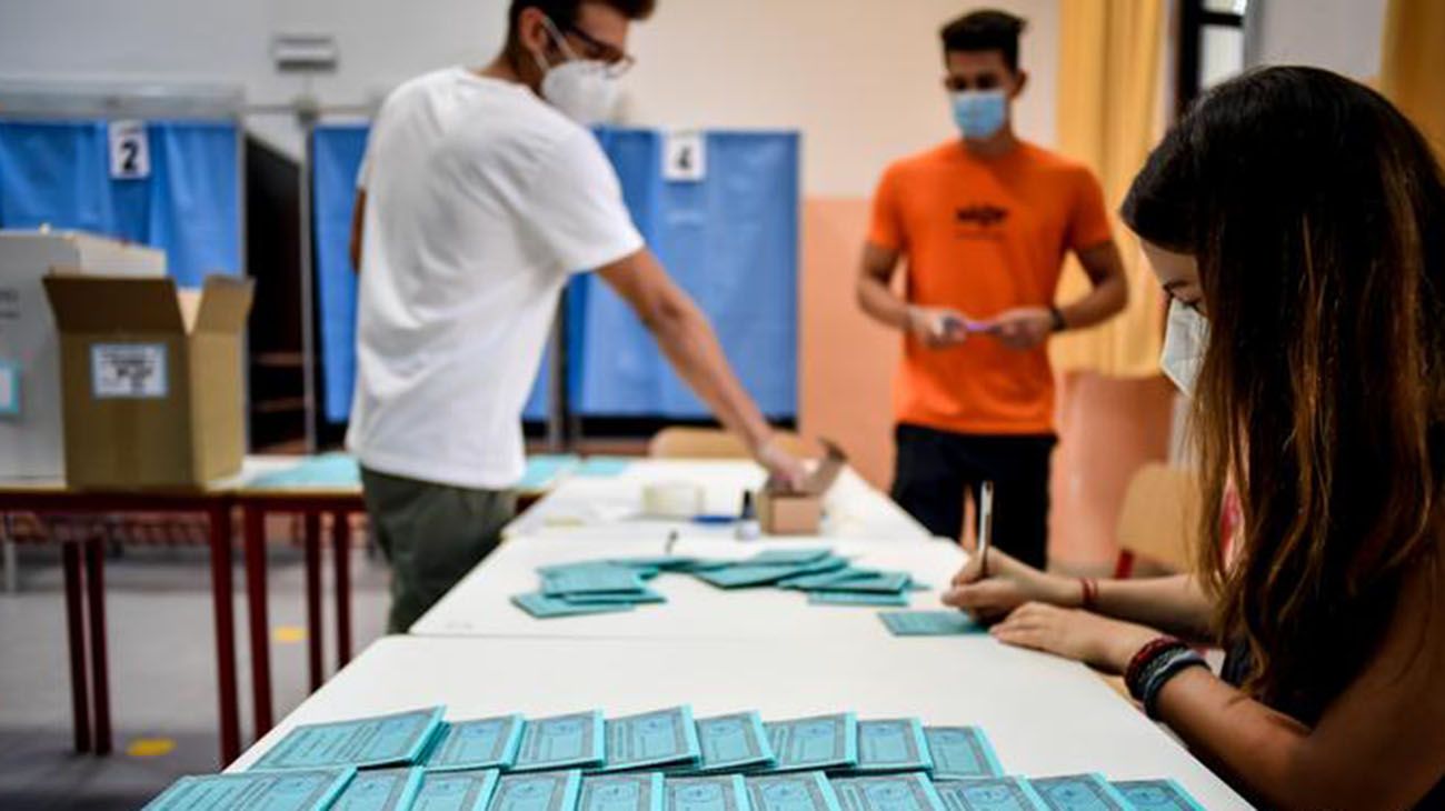 PASO 2021: una encuesta costosa que no debiera existir