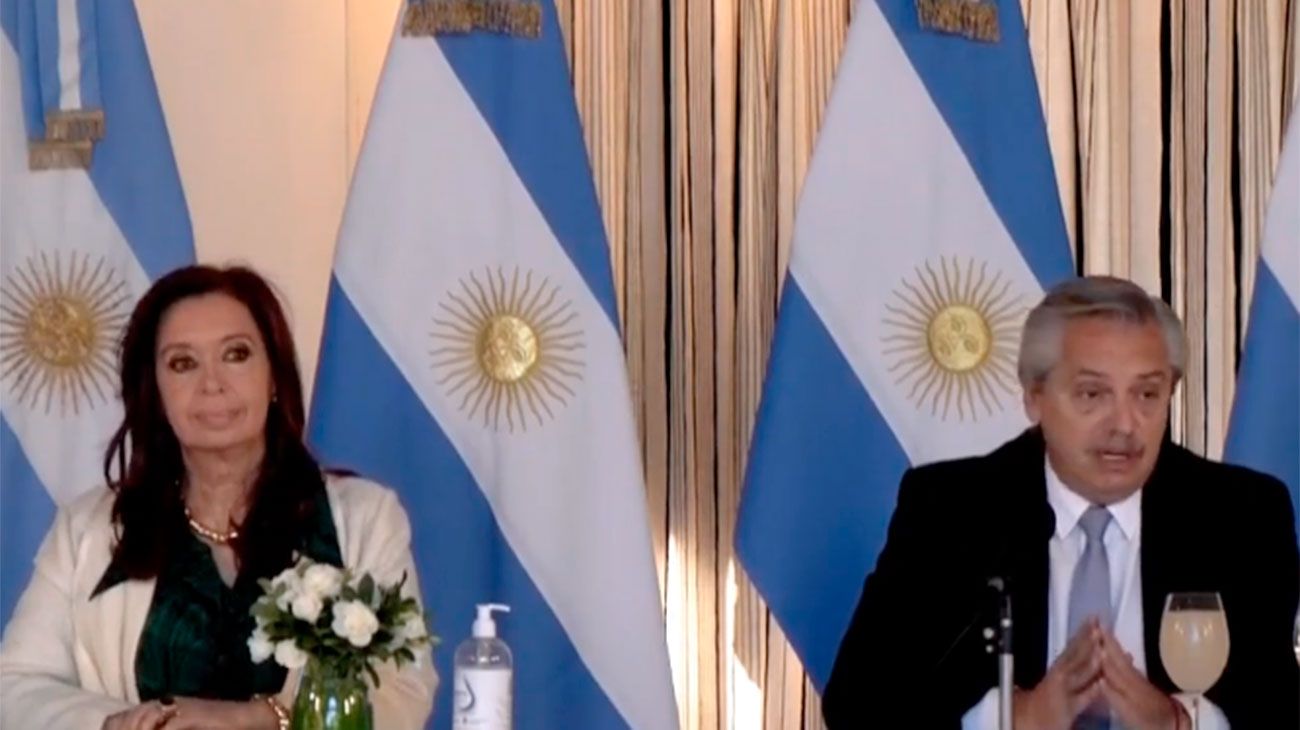 Cristina Kirchner está en Olivos para participar del anuncio a los bonistas
