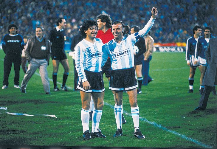 El álbum presidencial de Maradona