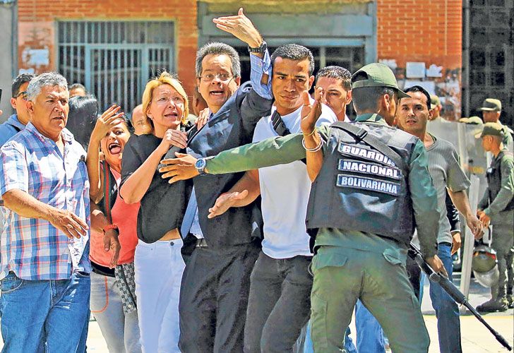 La Constituyente removió a la fiscal general Ortega Díaz