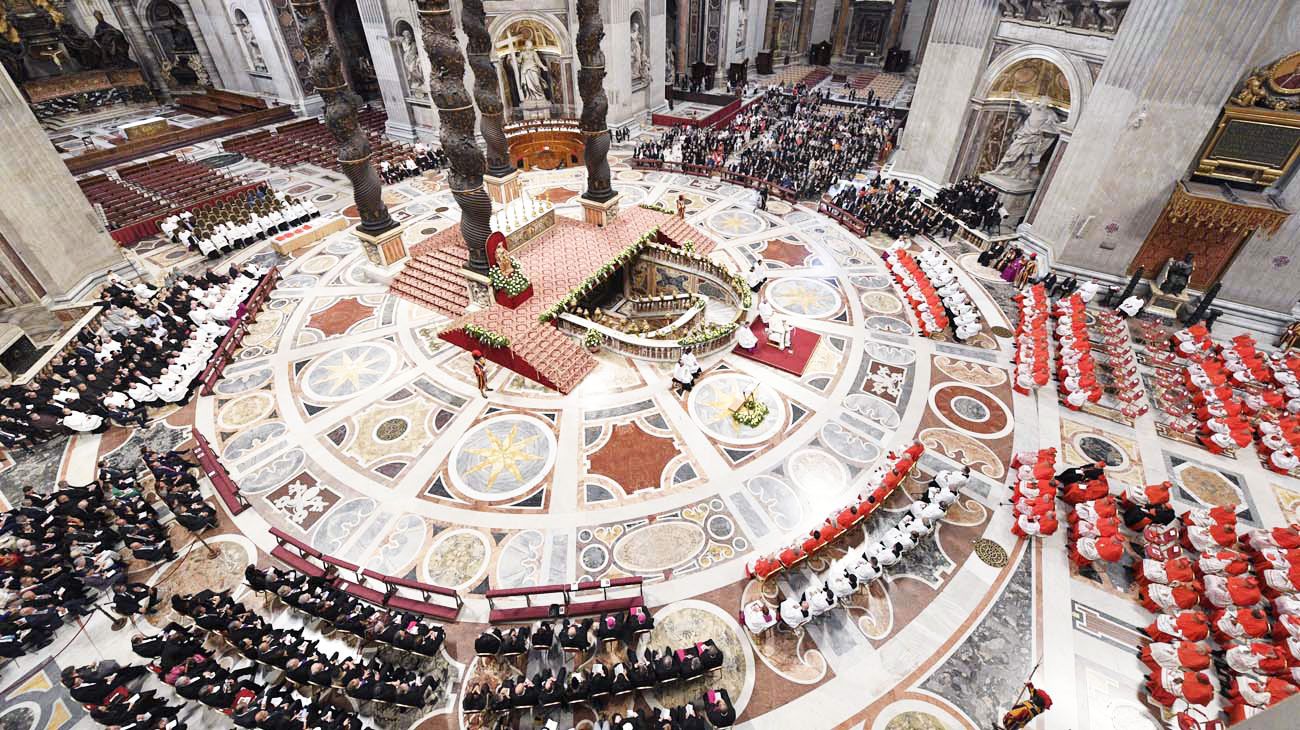 El Papa prepara el futuro de una Iglesia cada vez menos europea