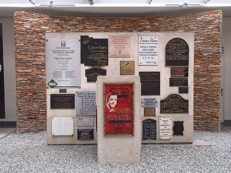 A 91 años de la muerte de Gardel, cómo está hoy el lugar de la tragedia