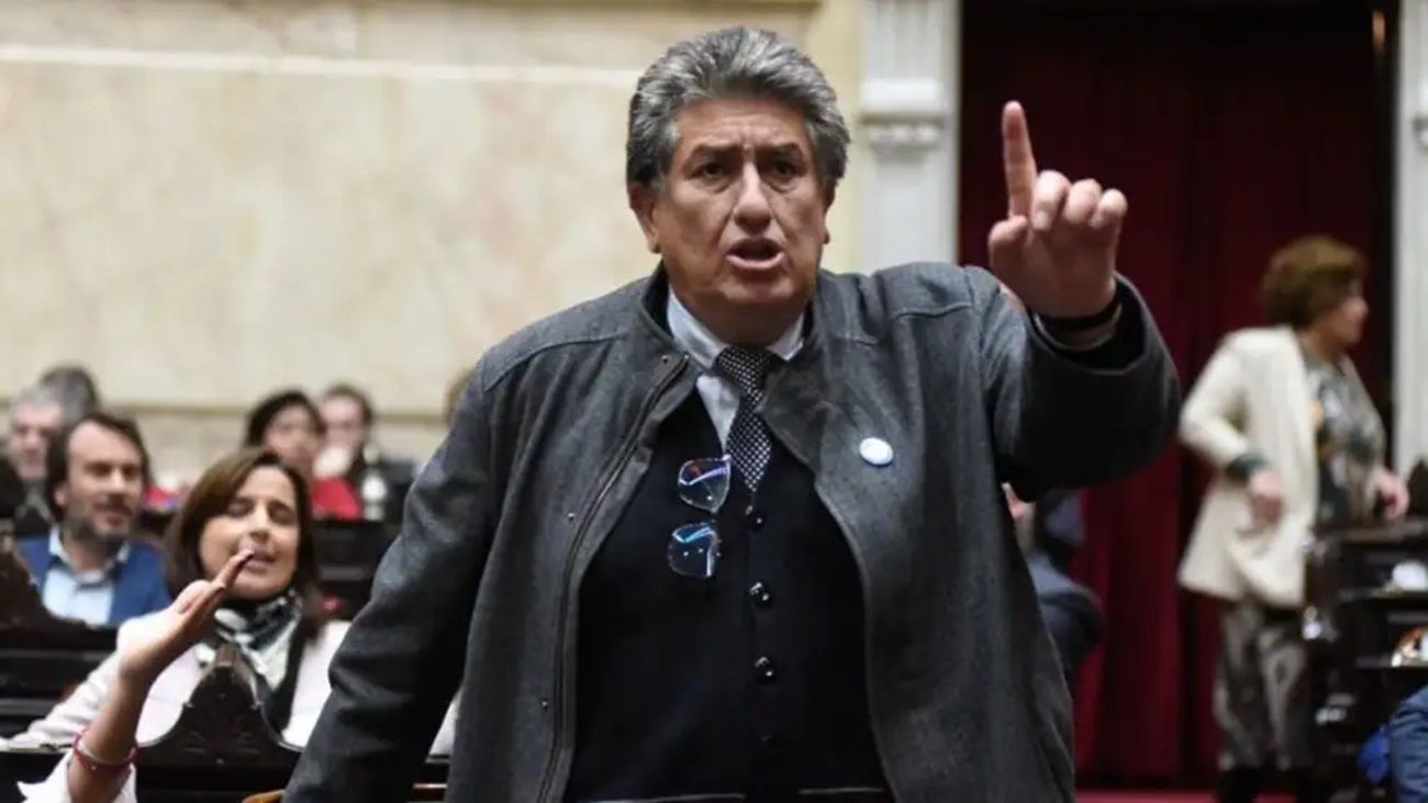 Manuel Aguirre: “Milei y todo su equipo lo que buscan es tratar de destruir a las instituciones”