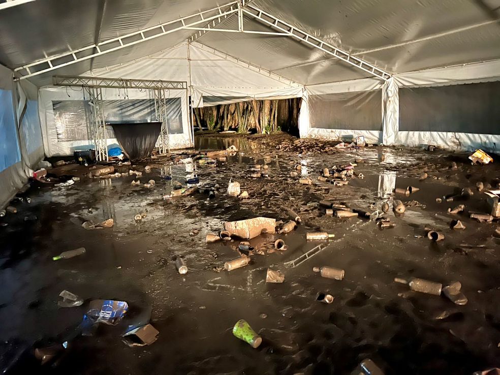 Lluvia, alcohol y adolescentes: clausuraron una fiesta clandestina con más de 1.500 menores de edad