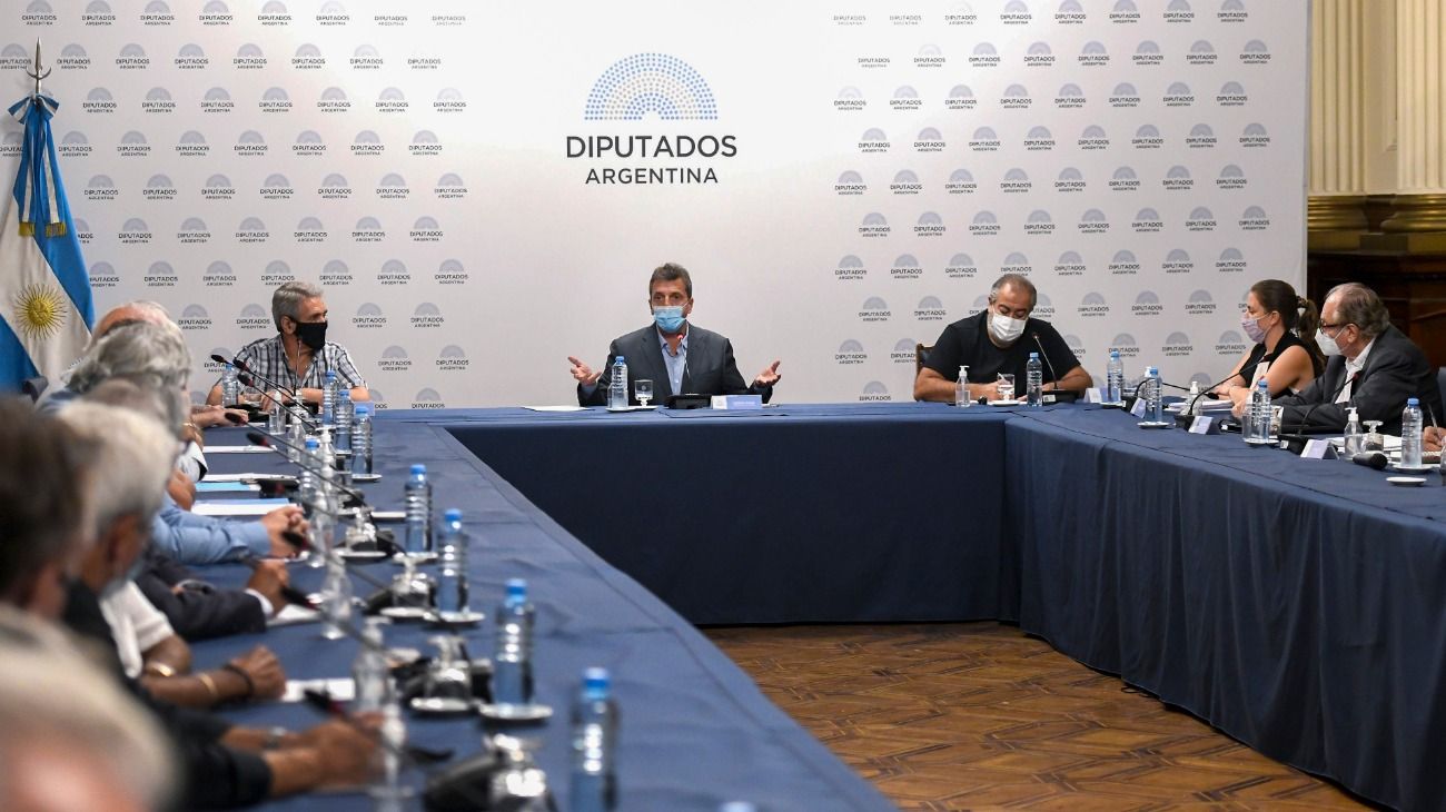 Impuesto a las Ganancias: cuáles son los cambios que Massa acordó con la CGT