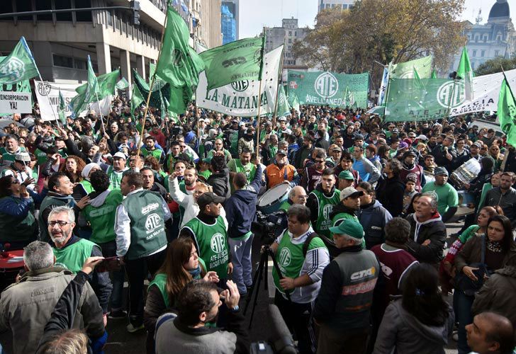 ATE confirmó el paro del jueves por "los despidos en el Estado"