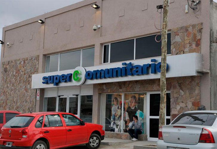 Rudy Ulloa invierte en supermercados