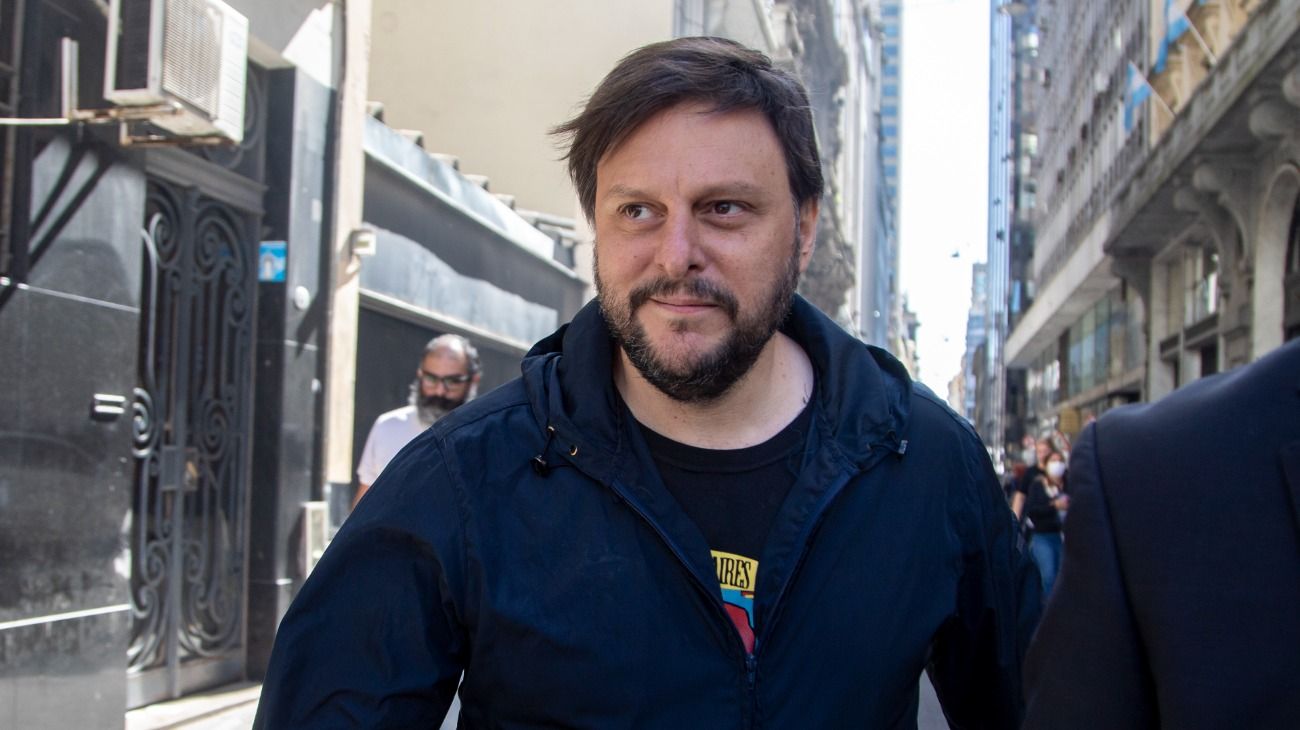 Para Leandro Santoro, "la renuncia de Guzmán fue irresponsable"