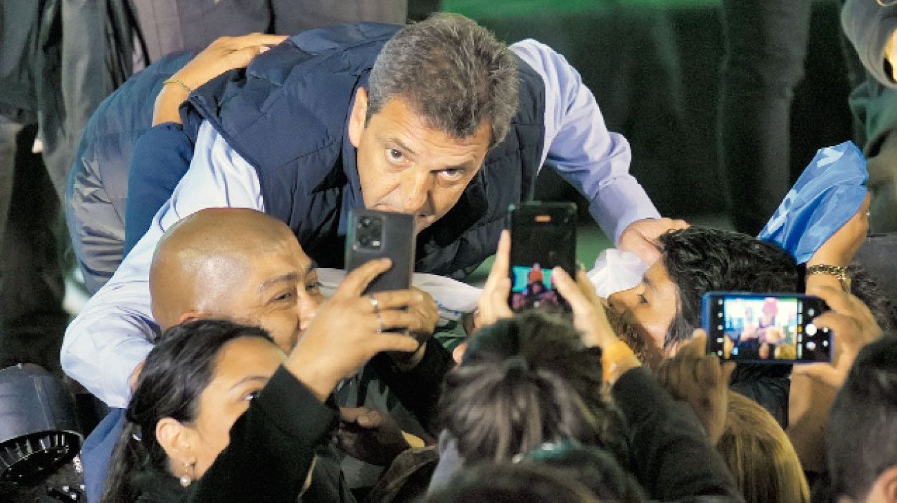 Massa, entre dos necesidades: desgastar a Bullrich y que Milei no siga creciendo