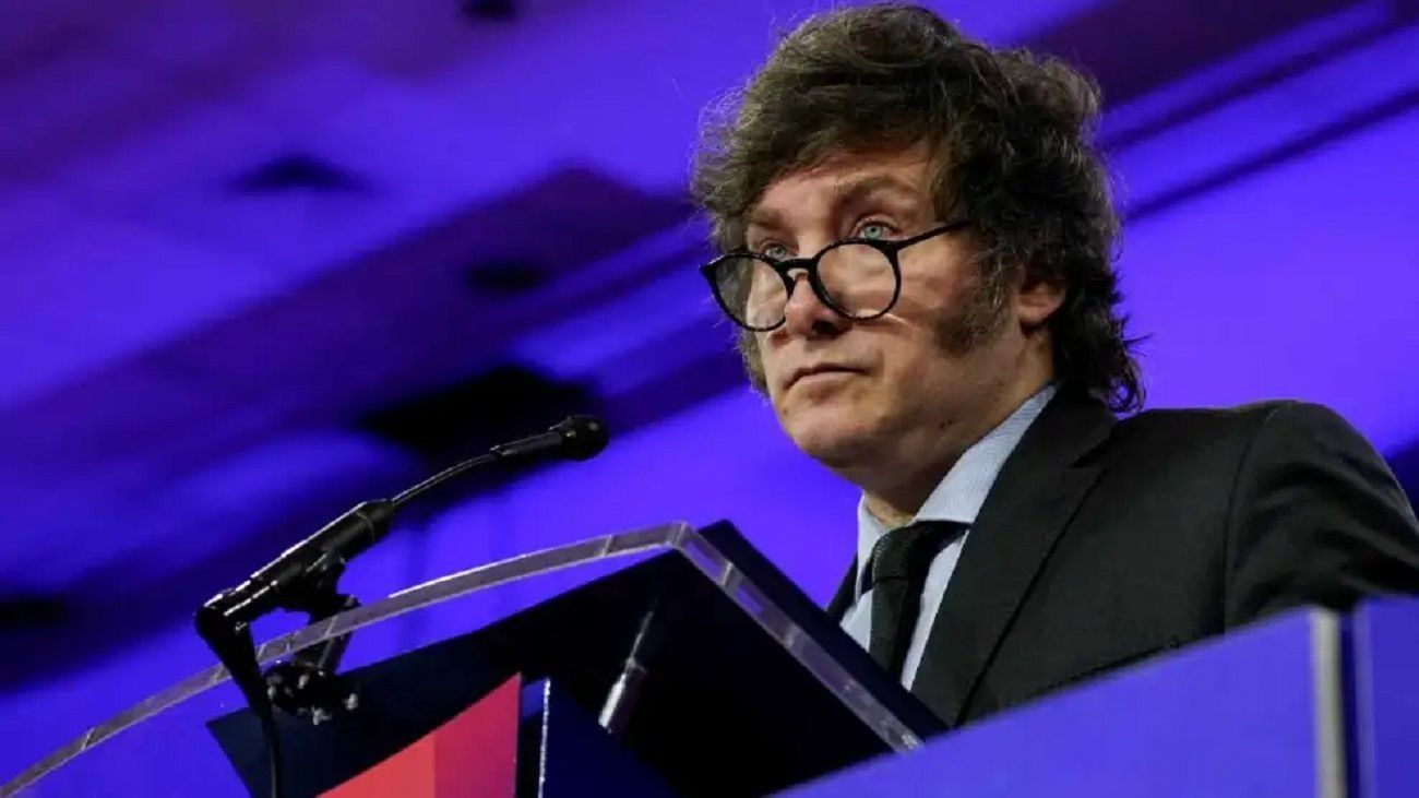 Según un sondeo, “Milei es un presidente con mucha actitud, pero con poco diálogo”