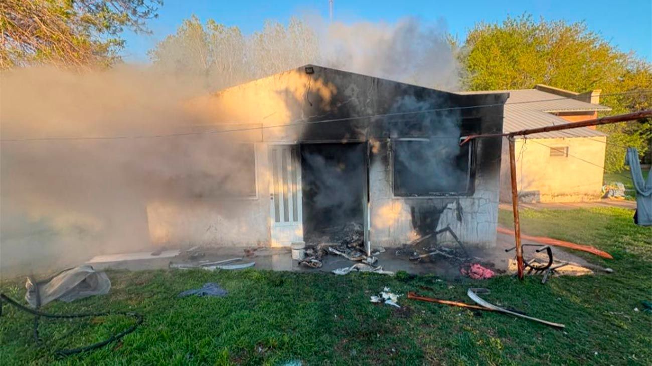 Se incendió un geriátrico ilegal en Junín: cuatro muertos y cinco personas graves