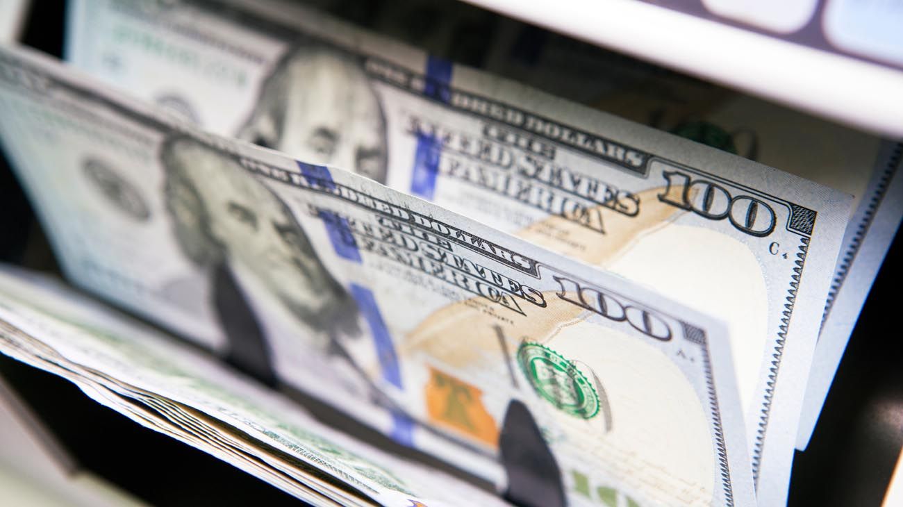 El dólar blue sube y se amplía la brecha cambiaria