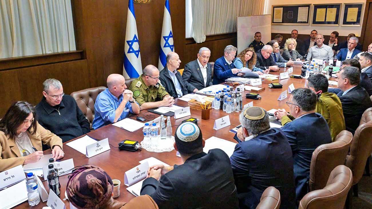 El gabinete de Netanyahu aprobó el plan de alto al fuego con Hamas en la Franja de Gaza