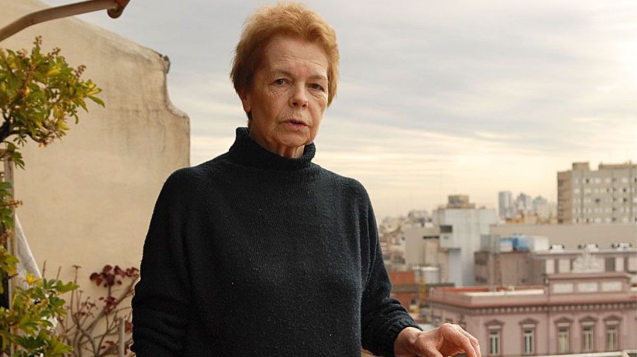 Una escuela rosarina compró su sede gracias a una donación de Hebe Uhart