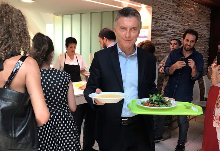 Macri "popular": almuerzo "light" y sorpresa en el comedor de la Rosada