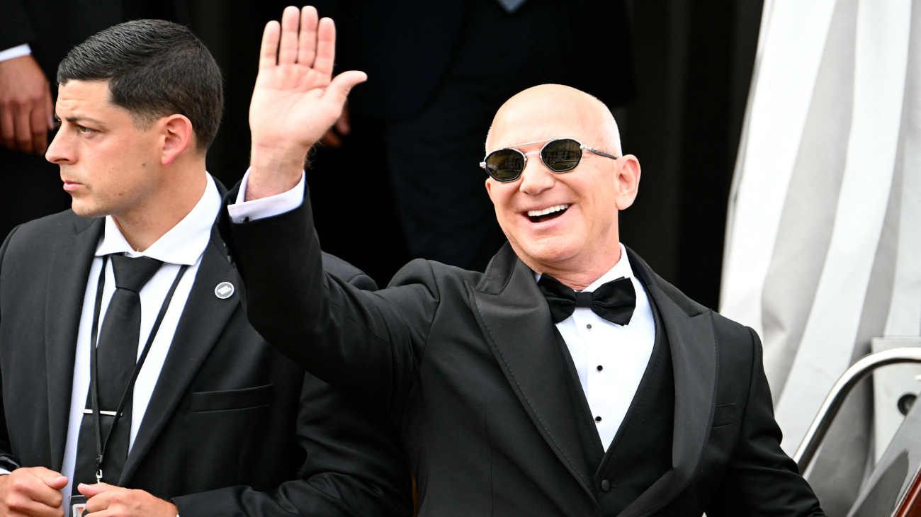 La boda de Bezos: 3 días de fiesta, 50 millones de dólares, 90 jets privados y 28 vestidos para la novia