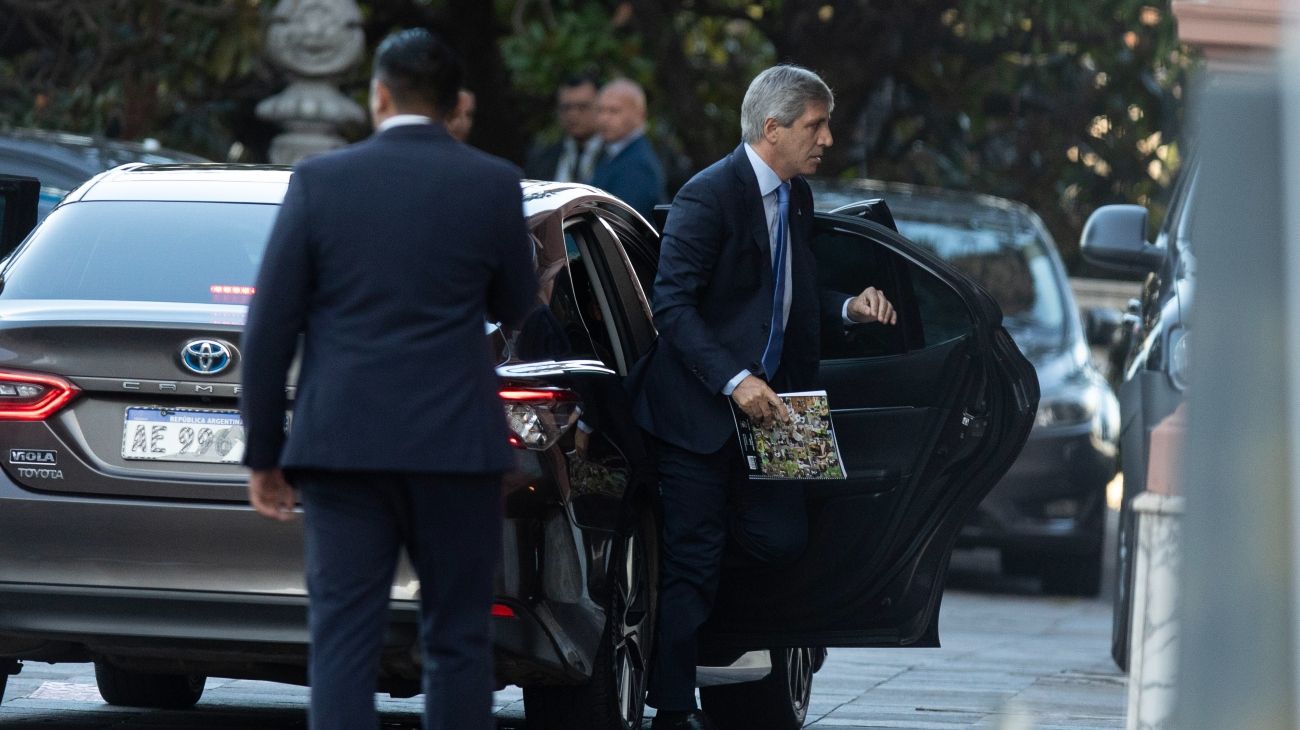 La Justicia le ordenó a Caputo que informe sobre la nueva deuda de US$ 20 mil millones que contrajo con el FMI