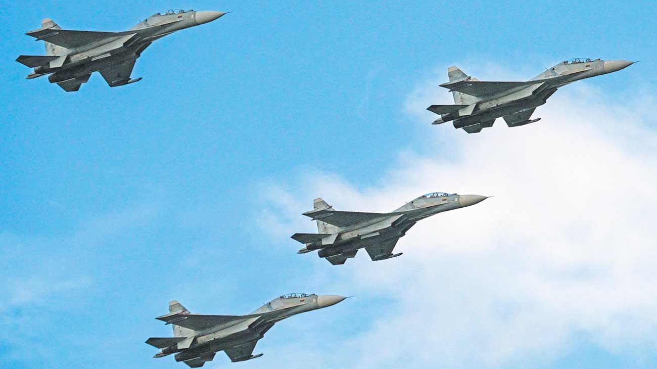 Trump dijo que derribarán aviones venezolanos que sean una amenaza