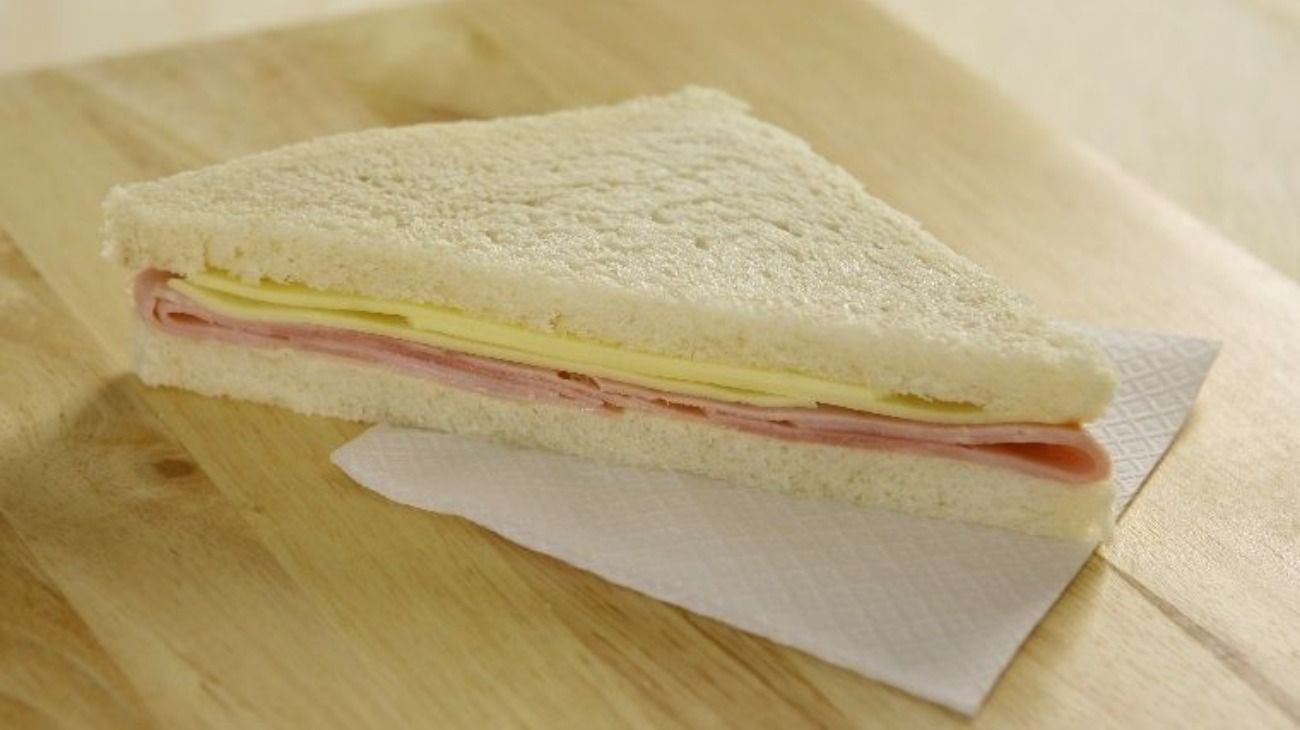 La Anmat prohibió la venta de un sándwich por considerarlo ilegal