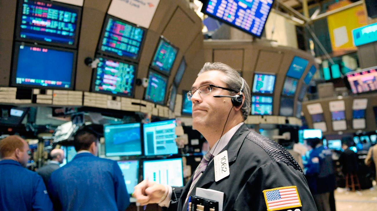 Mínimo en cinco meses: El dólar blue bajó $ 15 y perforó el piso de $ 1.200