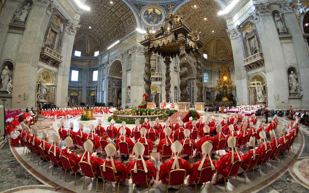 Ambiente "pre-cónclave" en el Vaticano: las reuniones secretas sobre el sucesor del Papa Francisco