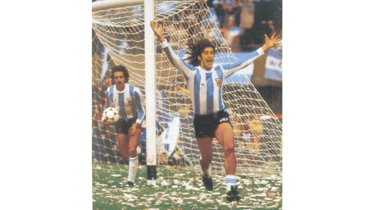 Kempes, un crack sin partido de despedida