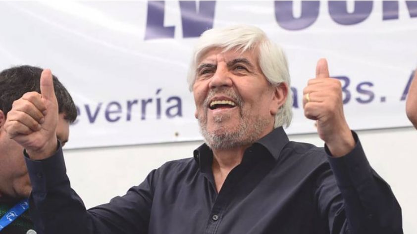 Camioneros pedía un 140% de aumento, pero acordó una suba salarial del 61% por 6 meses