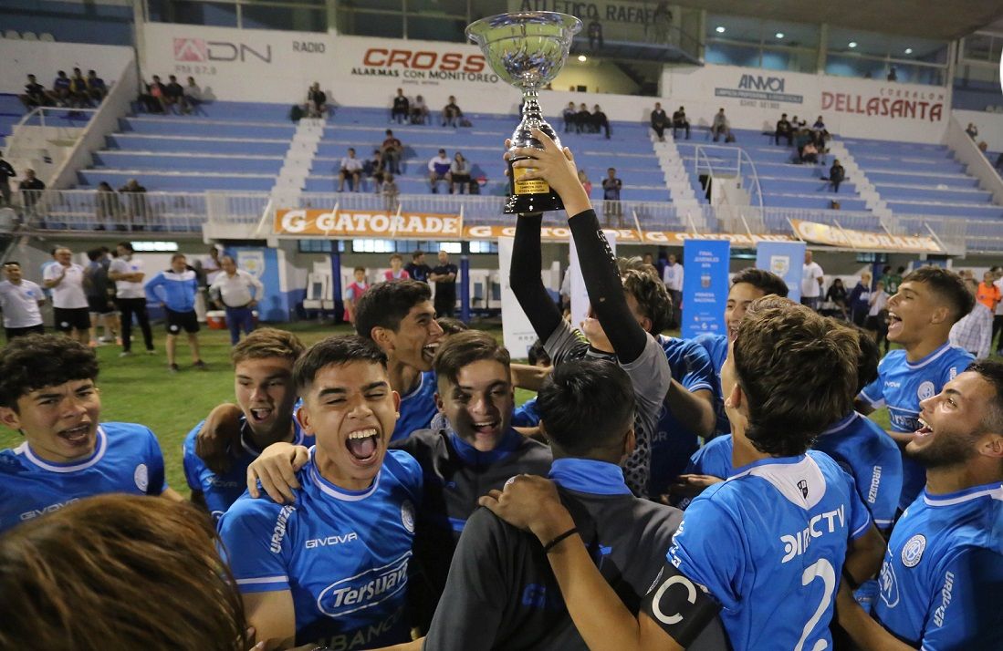Vueltas olímpicas en Belgrano