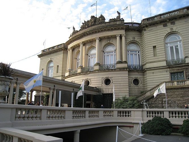 Casinos y bingos del AMBA volverán a abrir antes del 2021