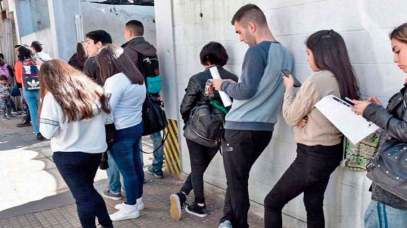 Juan Pablo Costa: "El aumento de la población activa genera mayor presión sobre el mercado laboral"