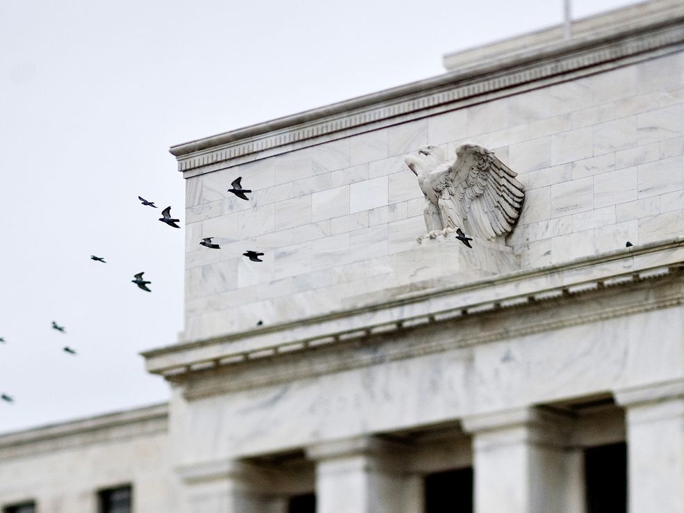 Cómo afectan al comercio los tuits de Trump sobre la Fed