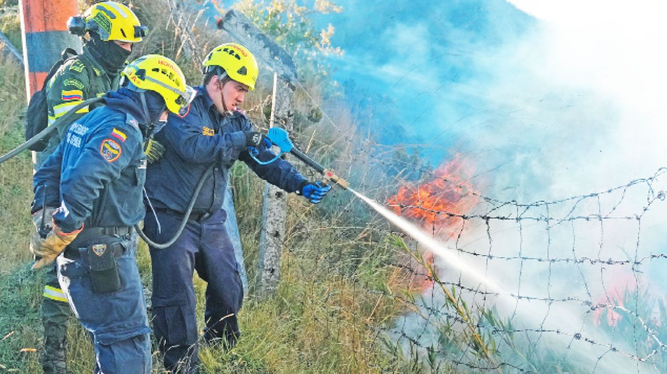 Colombia: 34 incendios activos y la mitad del país en alerta roja