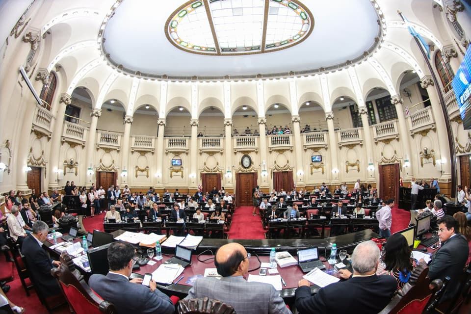 El delasotismo debatirá su posición en torno a la “doble candidatura”