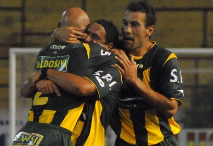 Aldosivi ganó y se acerca