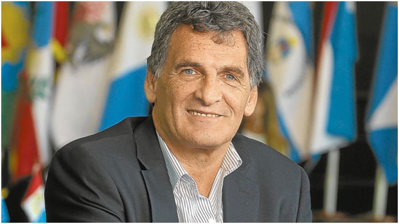 El error de Claudio Avruj sobre la bandera del orgullo trans: "Me debo retractar"