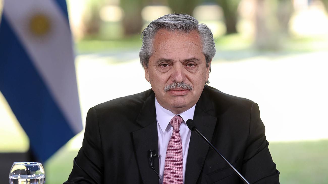 Se estanca la imagen de Alberto Fernández y la aprobación de la cuarentena