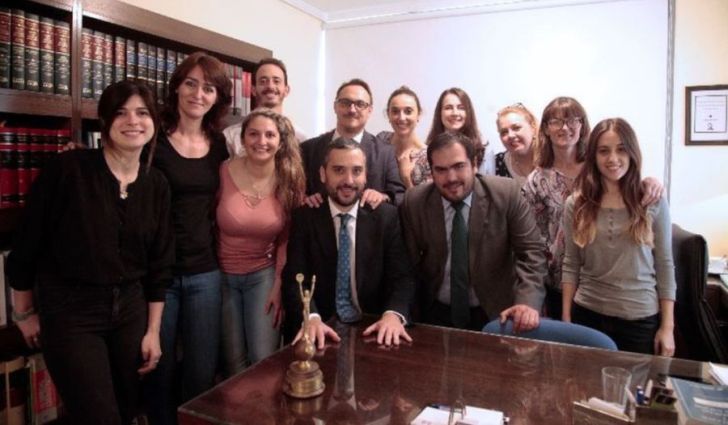 Un juez sube a las redes sociales cuántas causas trabajó cada mes