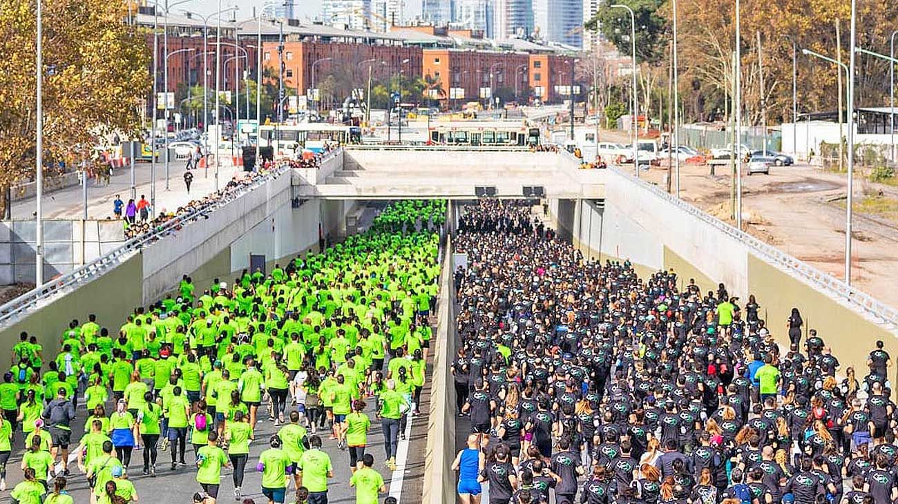 Maratón, autos clásicos y shows para inaugurar el Paseo del Bajo