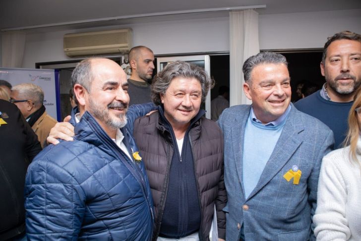 Kikuchi vino a “ordenar” Córdoba para que no se desinfle el fenómeno Milei