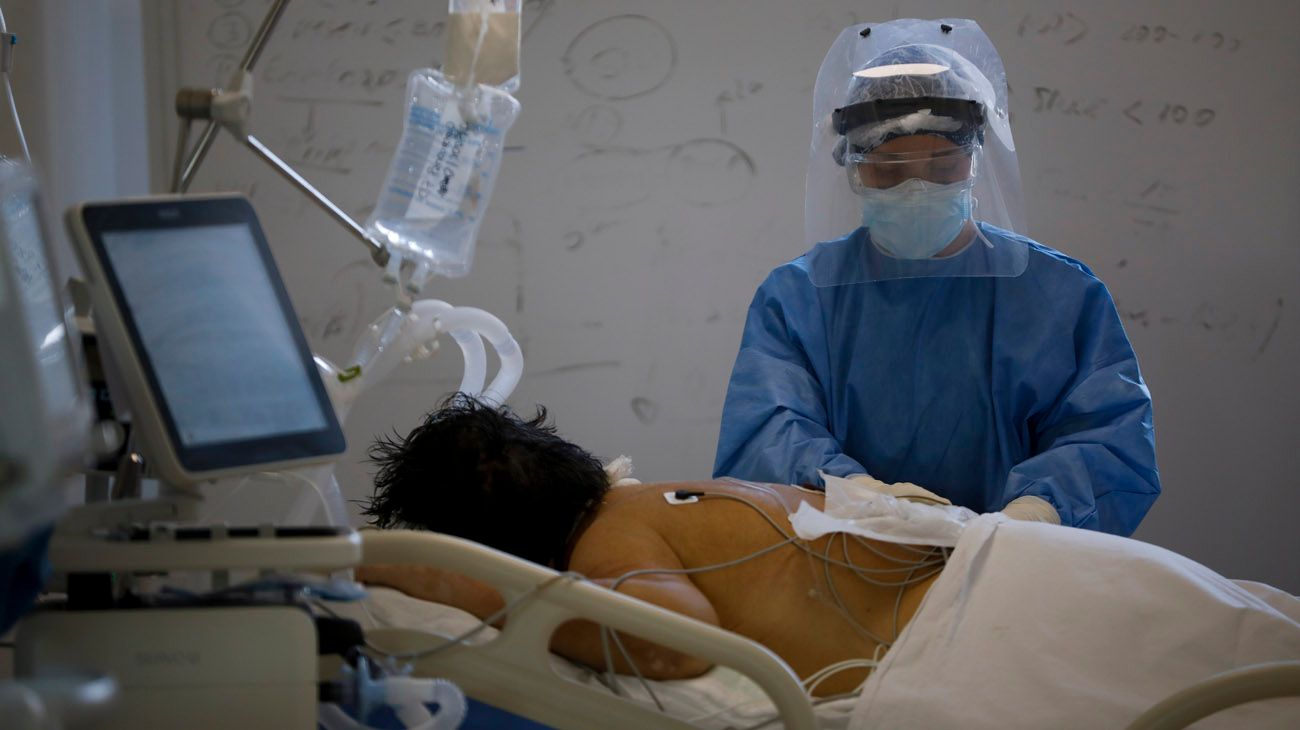 Claves para saber por qué el coronavirus es mortal para algunos pacientes