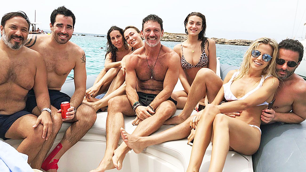 Sol mediterráneo: las vacaciones de verano de Nacho Viale y sus amigos