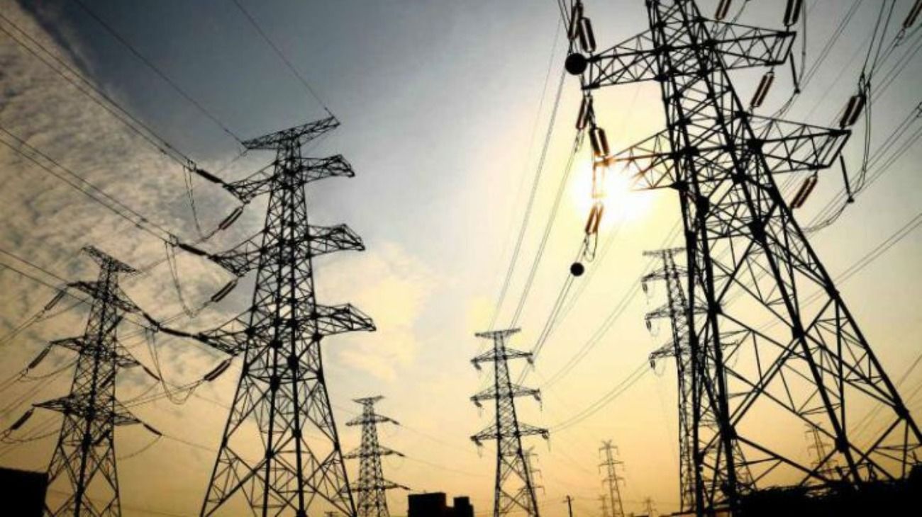 El gobierno pesifica la generación eléctrica para ahorrar en subsidios