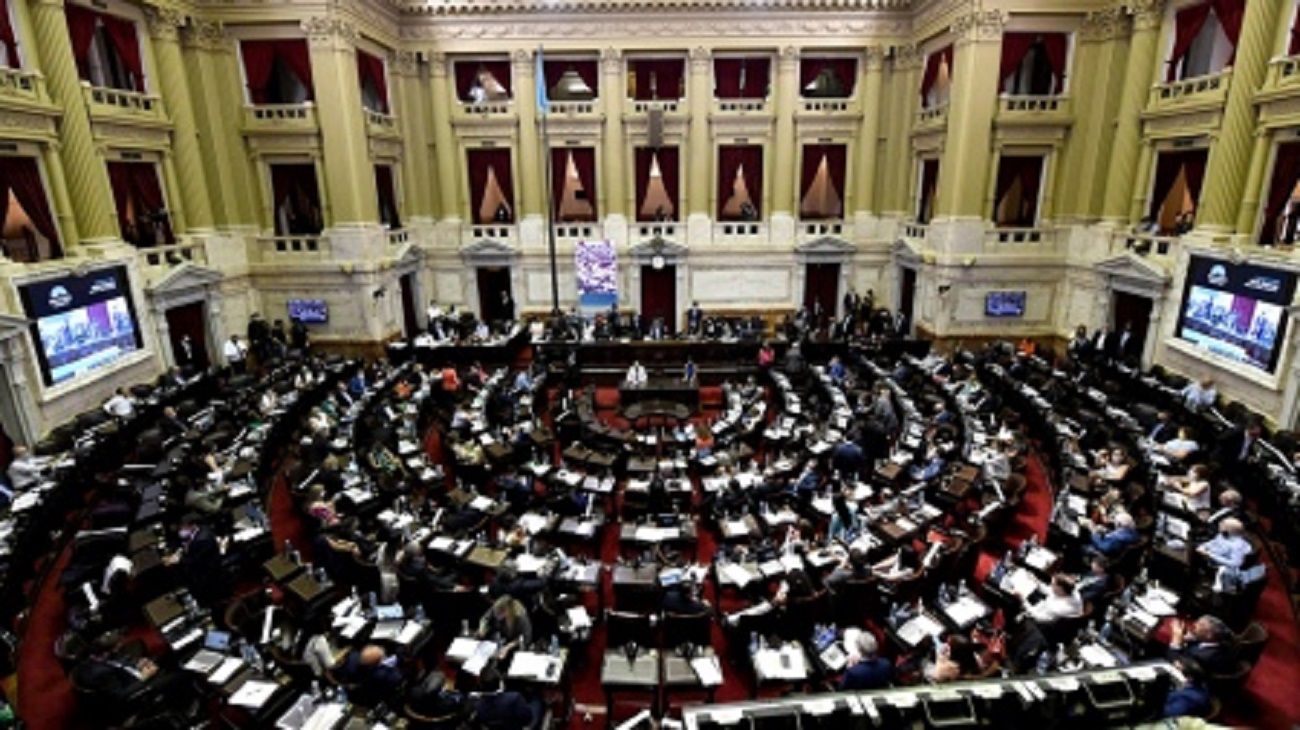 Ley de Bases: aseguran que, "los gobernadores de Córdoba y Santa Fe no acompañarán al Gobierno"