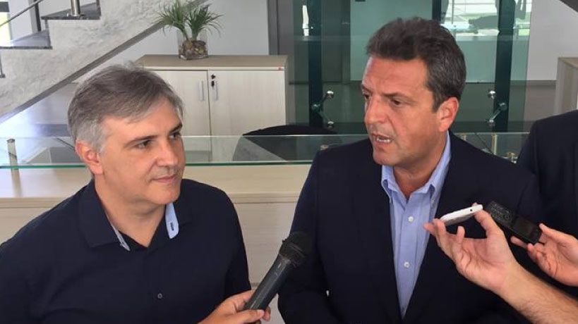 Peronismo agazapado: así se negocia el apoyo de Llaryora a Massa para el balotaje