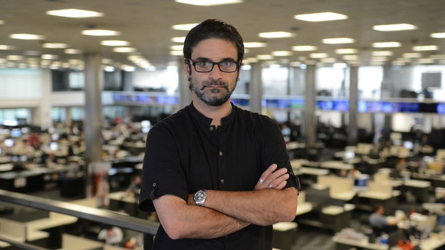 Premios ADEPA: galardonaron al fotógrafo Pablo Cuarterolo de la Editorial PERFIL